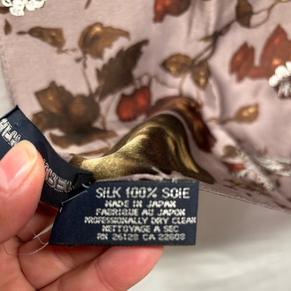 Vintage Ralph Lauren 100% silk scarf bronze-gold-rust-silver floral motif 21” - Picture 5 of 6